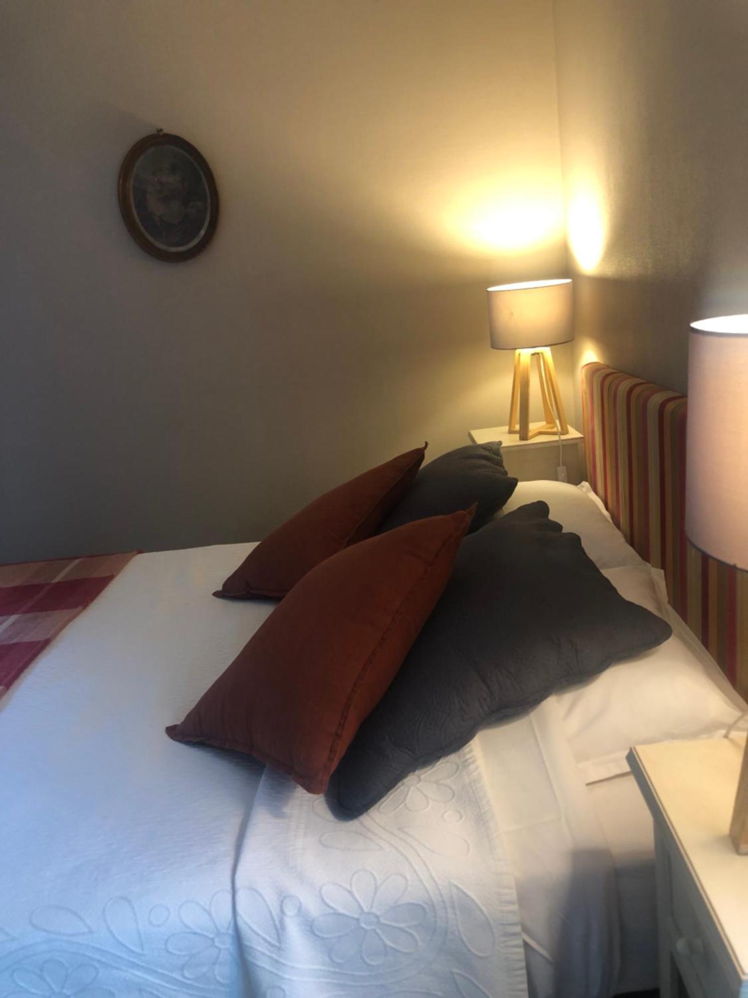 La Maison Des Gardes - Chambres D'Hotes Cluny Ngoại thất bức ảnh