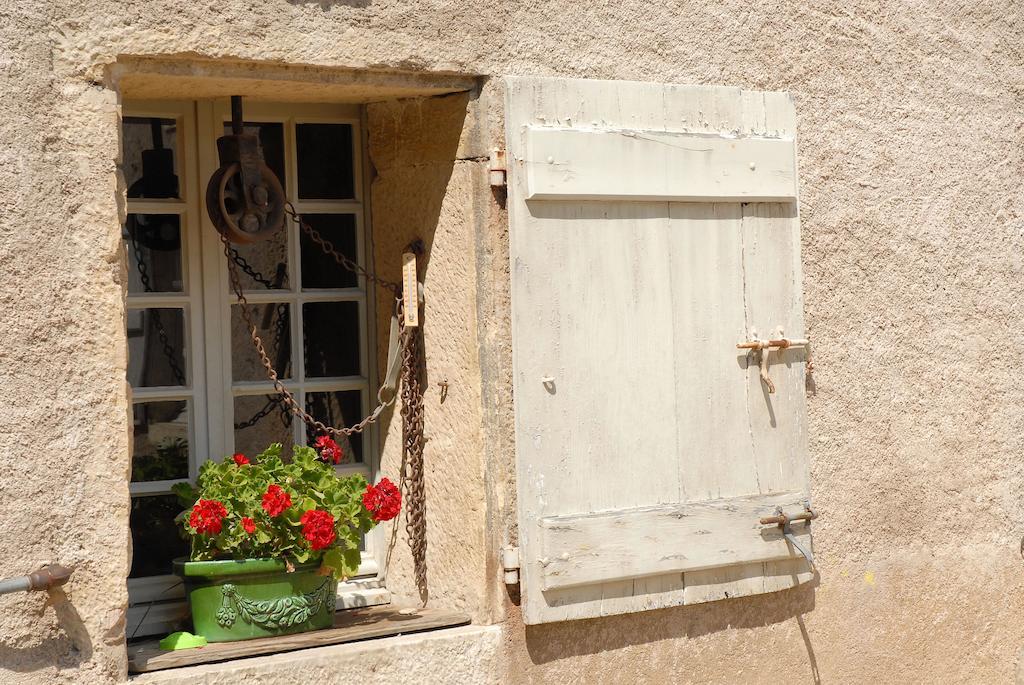 La Maison Des Gardes - Chambres D'Hotes Cluny Ngoại thất bức ảnh
