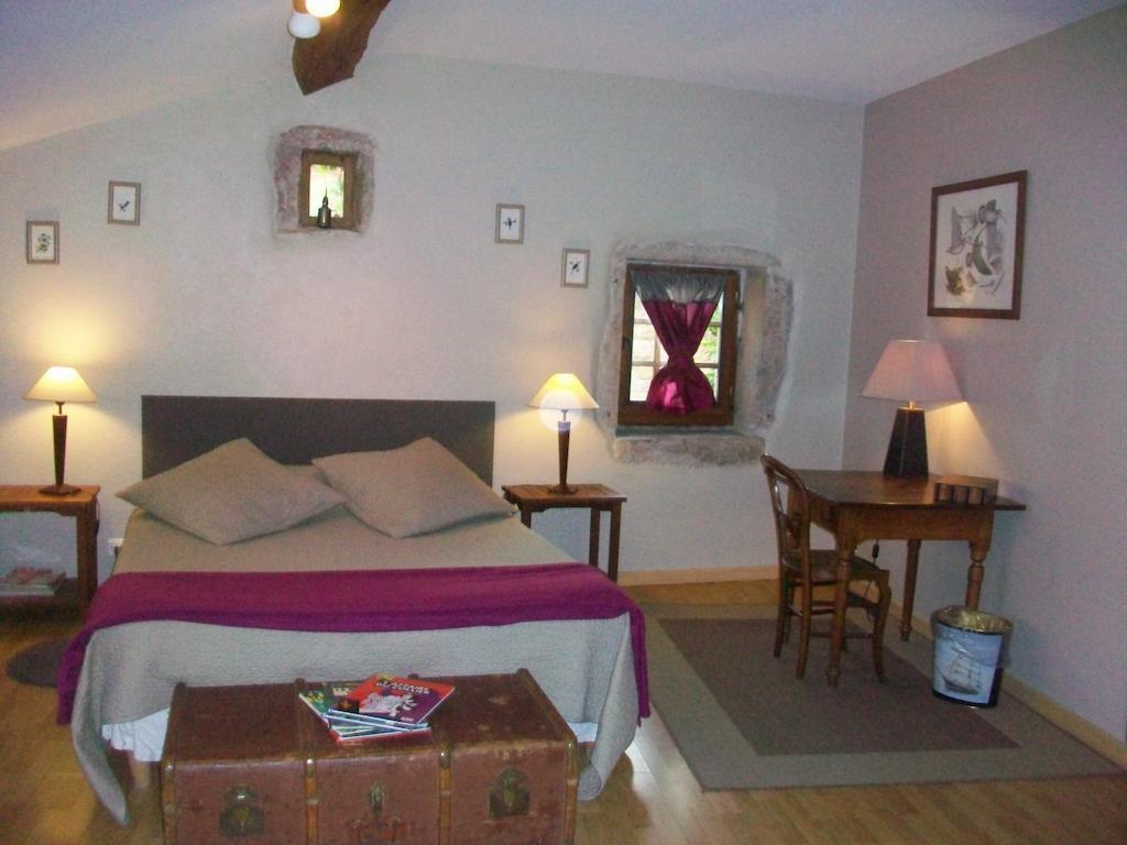 La Maison Des Gardes - Chambres D'Hotes Cluny Ngoại thất bức ảnh