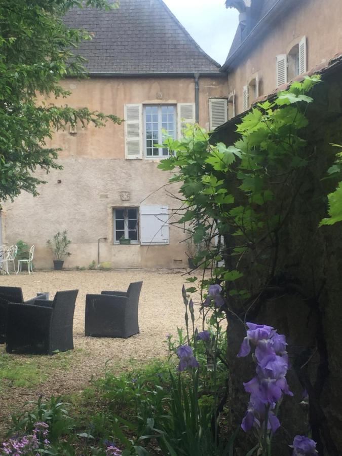 La Maison Des Gardes - Chambres D'Hotes Cluny Ngoại thất bức ảnh