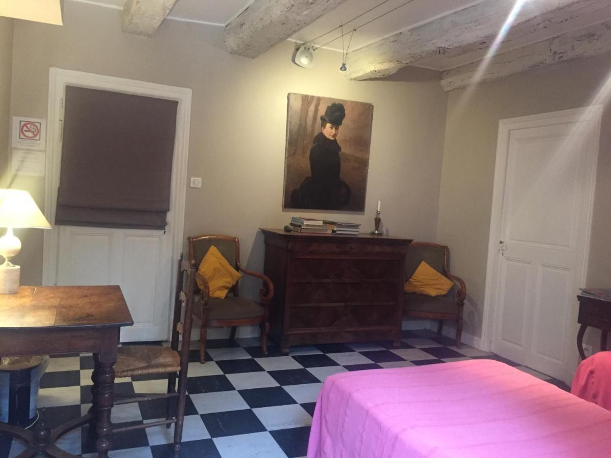 La Maison Des Gardes - Chambres D'Hotes Cluny Ngoại thất bức ảnh
